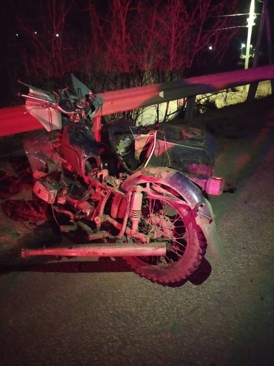 Мотоциклист и его пассажир погибли в столкновение с Land Rover под Воронежем