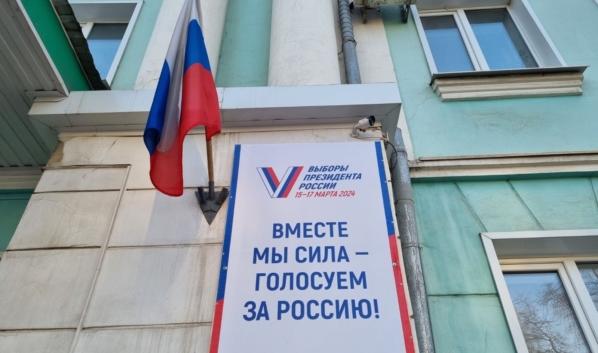 Воронежцы идут на избирательные участки.