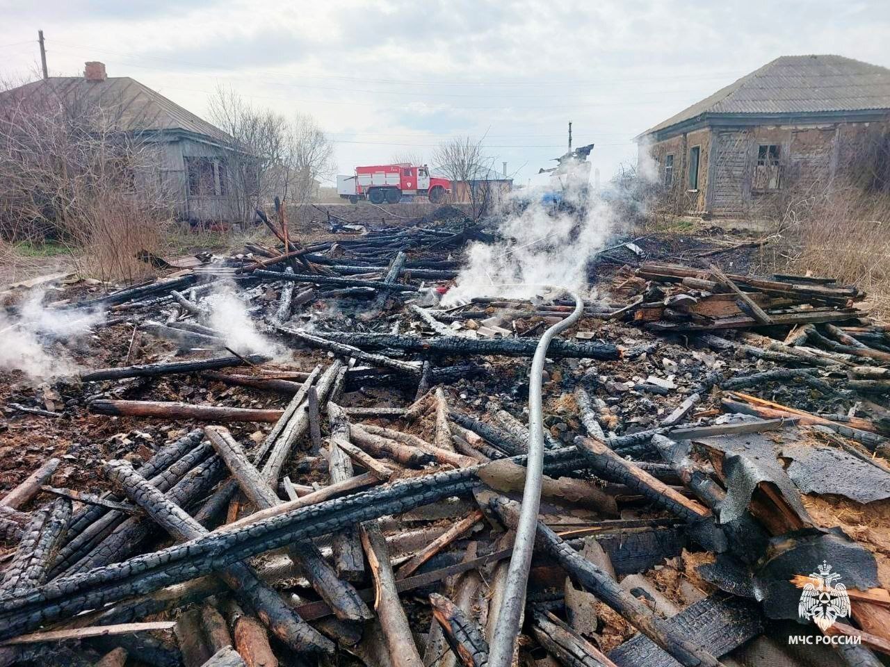 Штраф до 60 тысяч грозит виновнику пожара в воронежском селе Елань-Колено