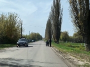 На улицах нет тротуаров.