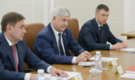 Александр Гусев встретился с депутатами.