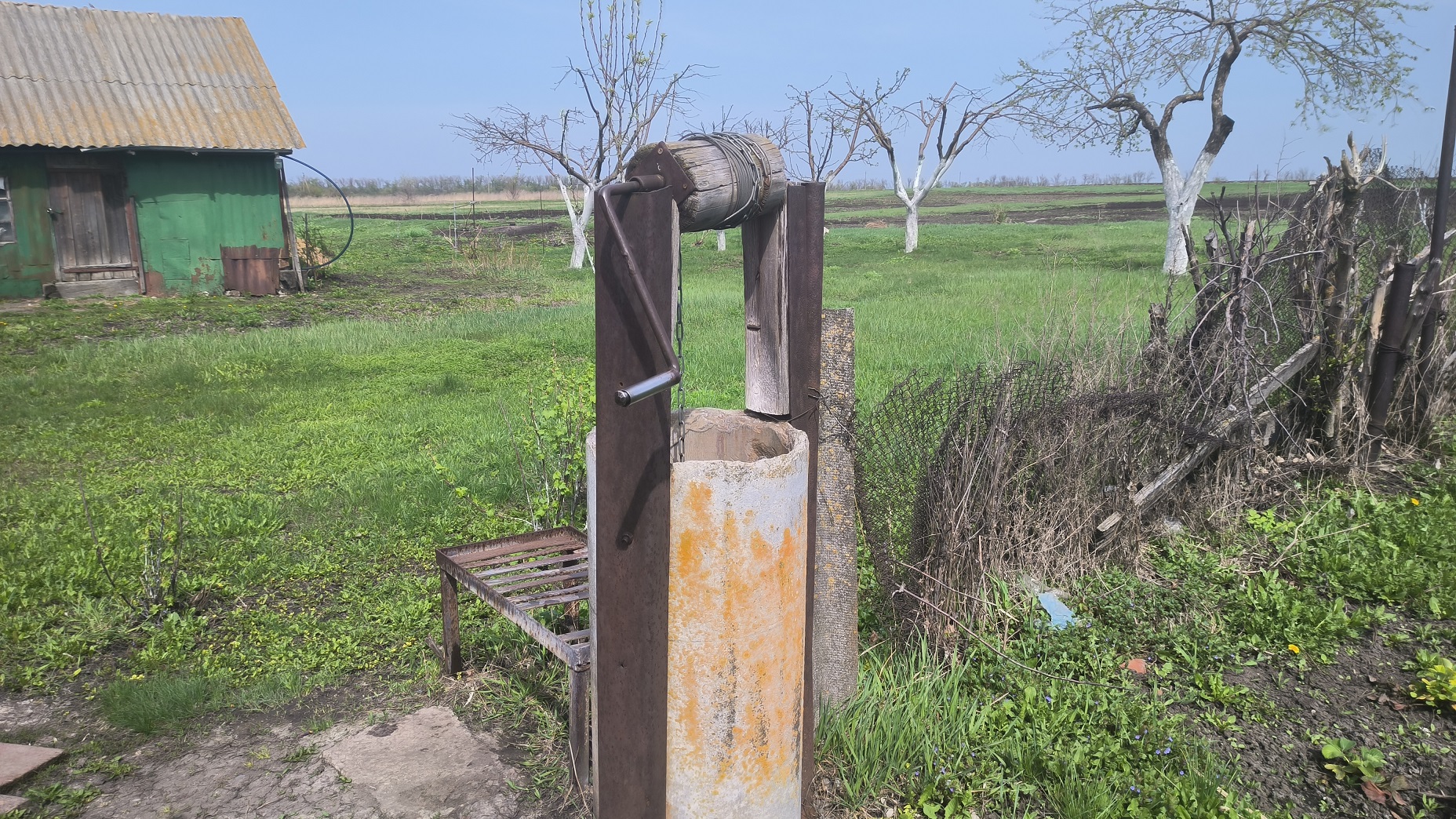 Поселок в Воронежской области 10 лет мучается без водопровода