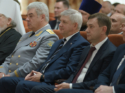 Губернатор Александр Гусев на мероприятии, посвященном празднованию юбилея области.