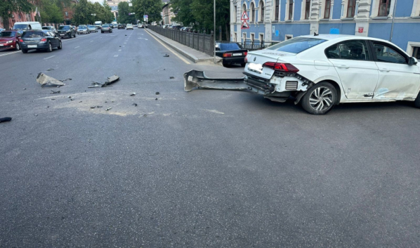 Авария с мотоциклом в центре Воронежа.