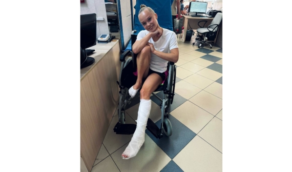 Ангелина Мельникова после получения травмы.