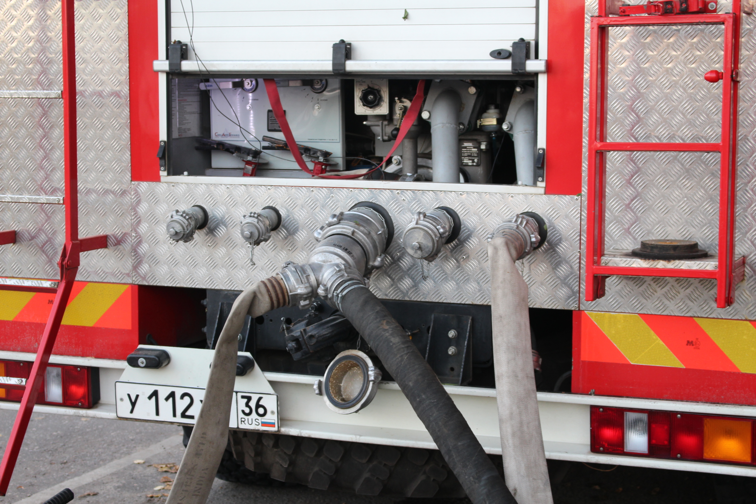 В Елань-Коленовском произошёл пожар в многоквартирном доме