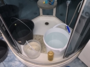 Жителям пришлось набирать воду ночами.