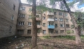 Дом-развалюха на улице Торпедо.