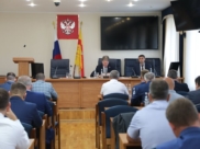 На заседании горДумы выбрали новых почетных граждан.