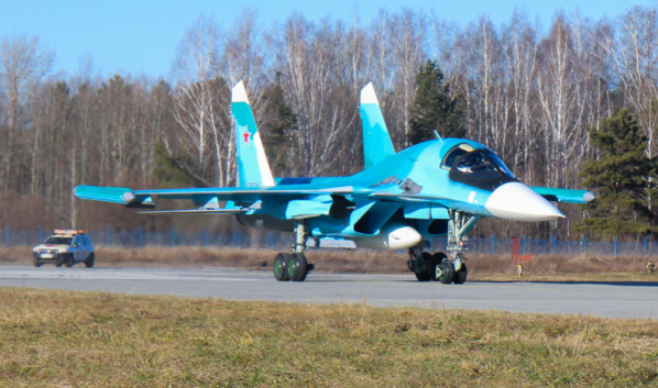 Су-34.