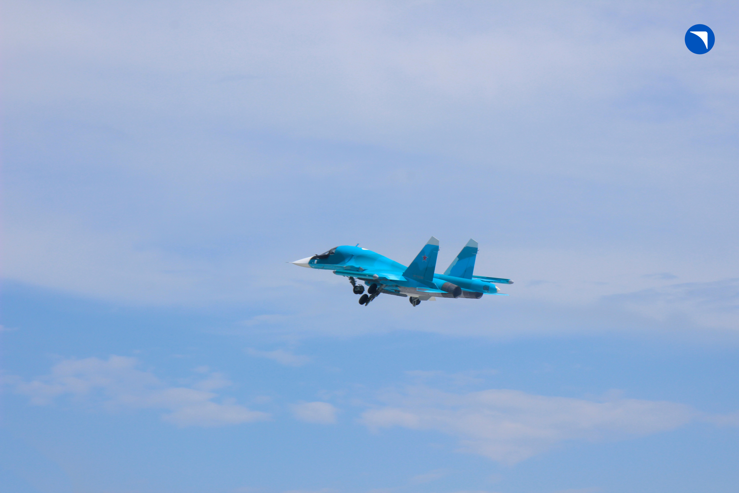 Су-34.