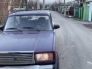 Машину дотащили до дома пенсионера.