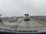 Водитель попался на обгоне по встречной.