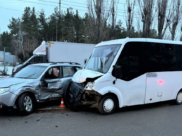 В аварии пострадала девушка.