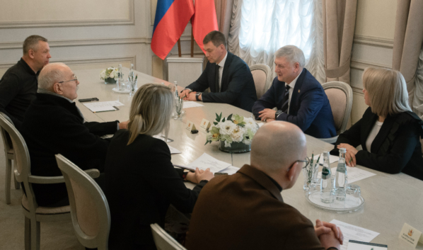 Александр Гусев на встрече с Никитой Михалковым.