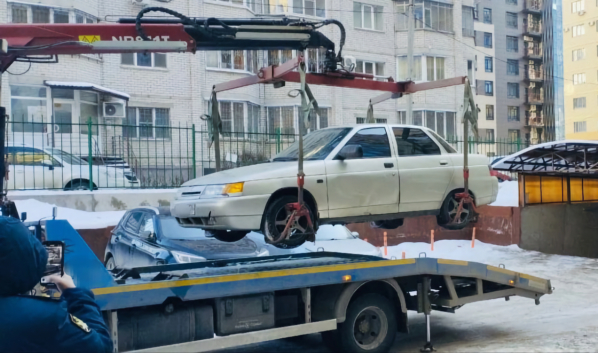 Авто эвакуировали.
