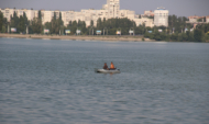 Лодка на водохранилище.
