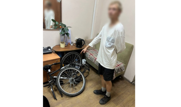 Подозреваемый в преступлениях.