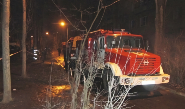 Пожар произошел вечером.