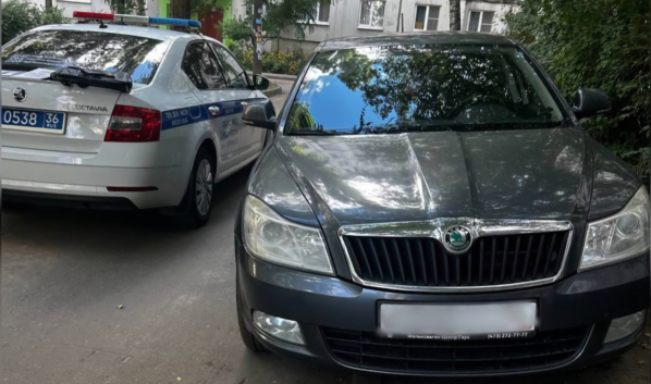 Иномарку увезли.