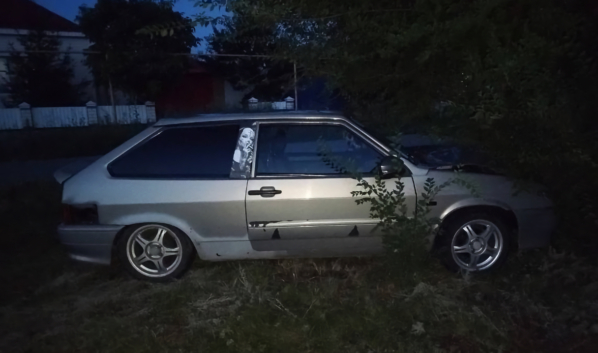 Авто угнали.