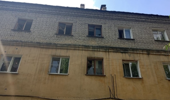 Побиты стекла.
