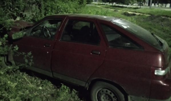 Авто попало в аварию.