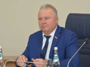 Олег Черкасов.