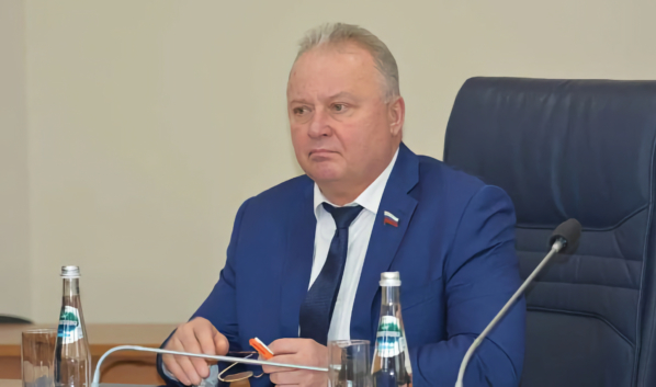 Олег Черкасов.
