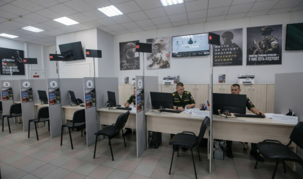 Служба по контракту.