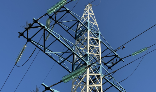Линии электропередачи.