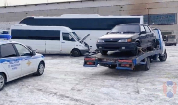 Машину эвакуировали.