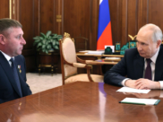 Владимир Путин и Александр Шуваев.