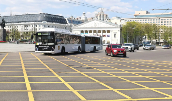 Разметка на площади Ленина.