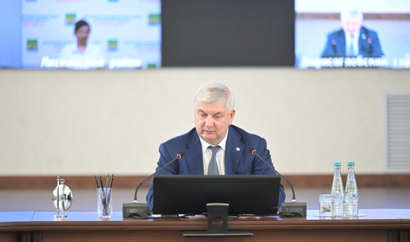 Александр Гусев.