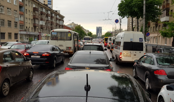 Автомобили в Воронеже.
