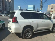 Авто увезли на спецстоянку.