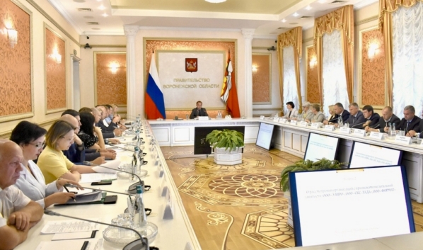 На заседании.