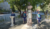 Александр Гусев на открытии бюста Константина Феоктистова.