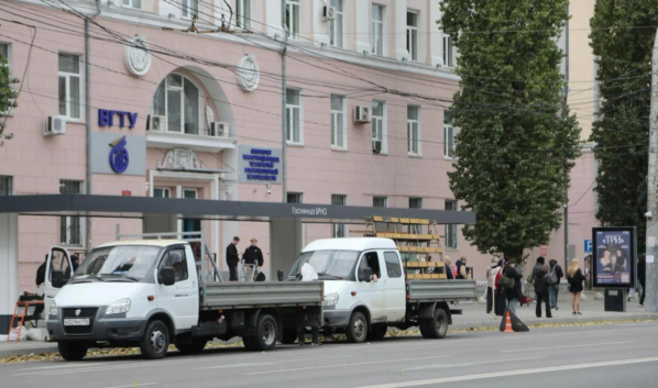 Монтаж павильонов.